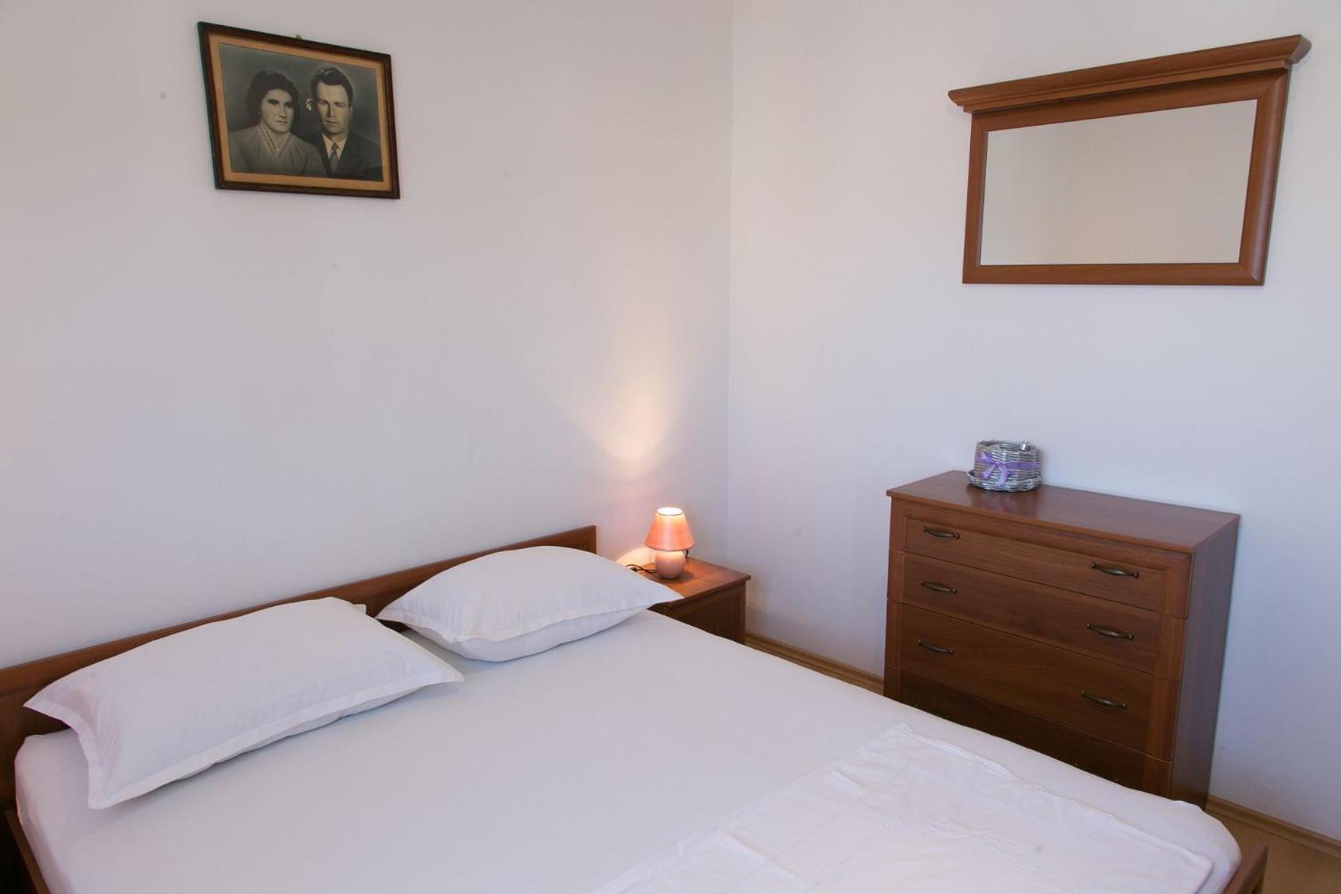Apartments Ivica - 150M From Sea Trogir Exterior foto