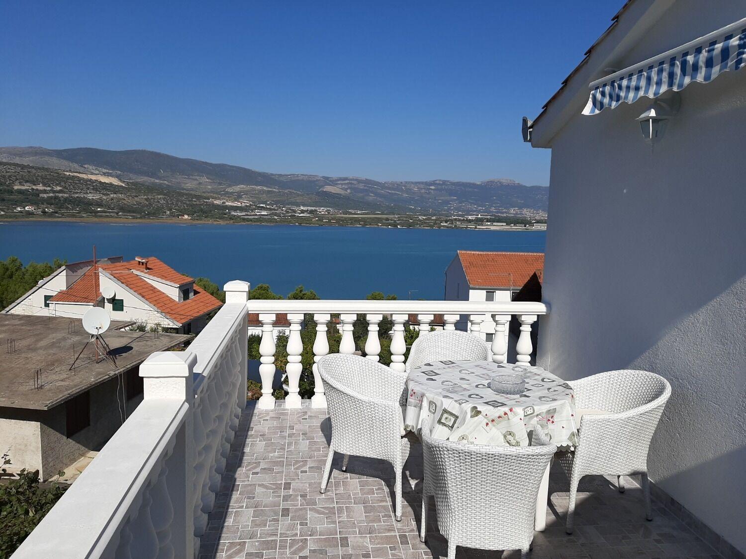 Apartments Ivica - 150M From Sea Trogir Exterior foto