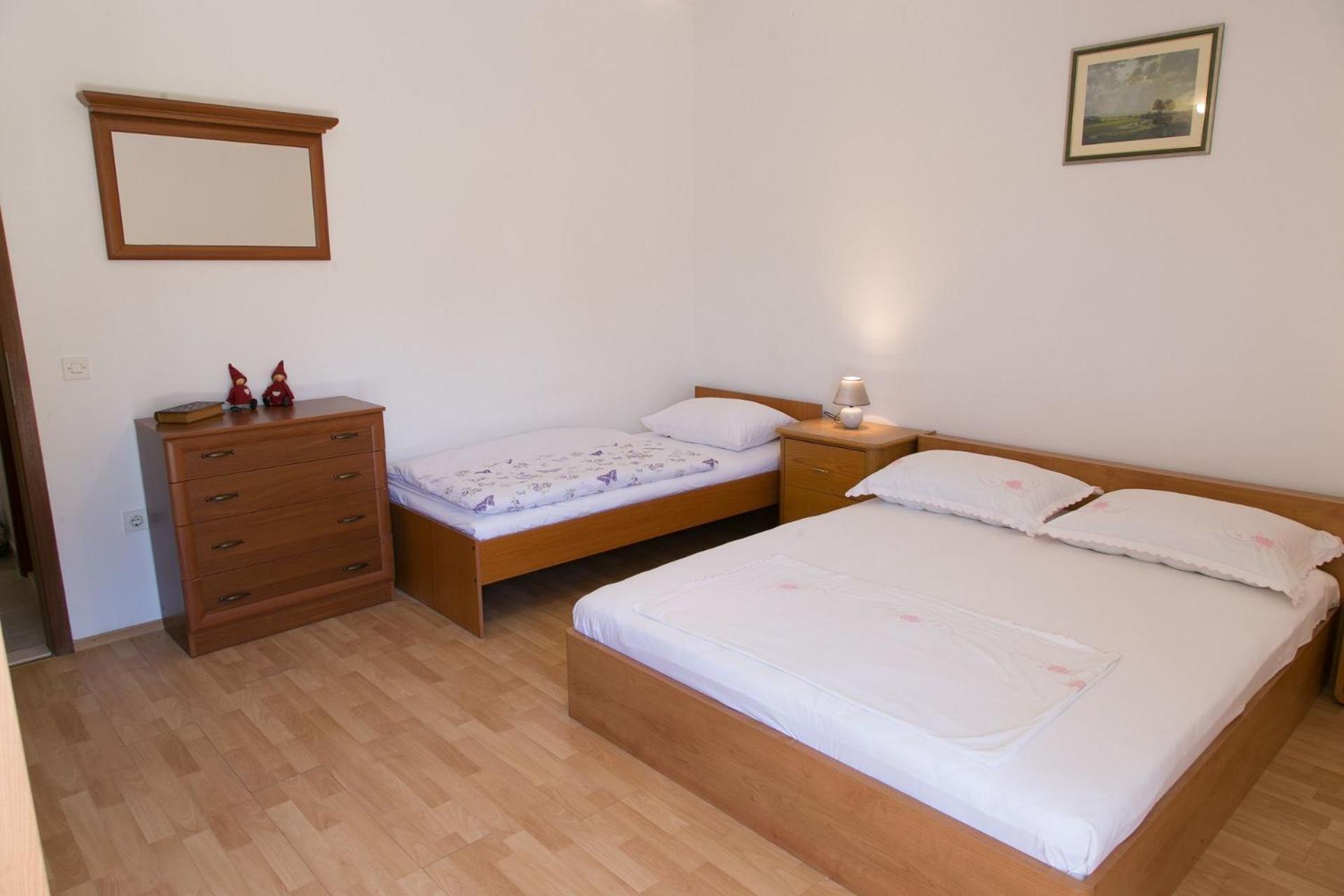 Apartments Ivica - 150M From Sea Trogir Exterior foto